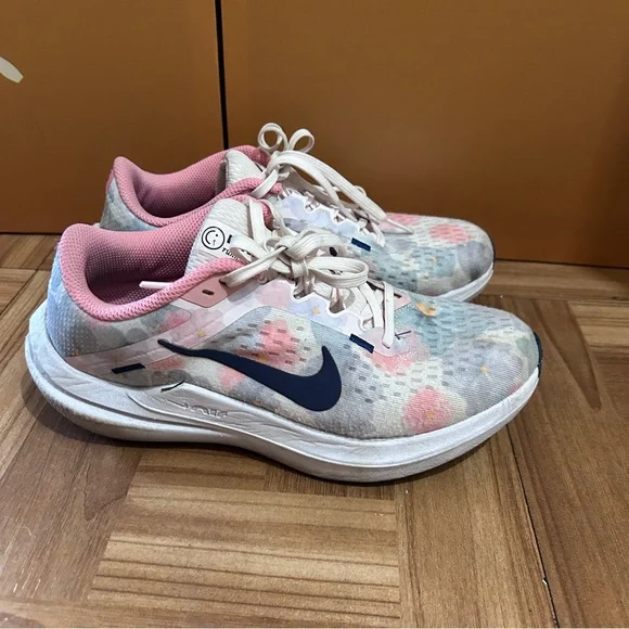 Nike Air Winflo 10 Women's Running Shoes Sz 6W - Picture 5 of 7